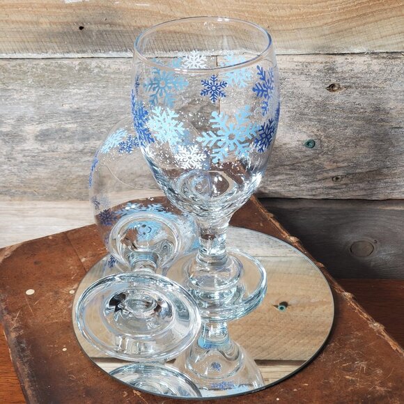 Libbey Clearly Winter Water Goblet - Snowflakes - Blue & White #1 - Picture 2 of 5